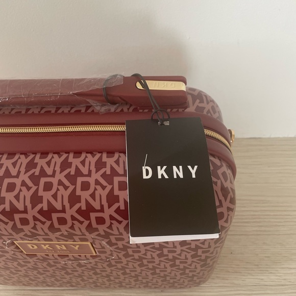 DKNY Vinatge Sig Beautycase Travel Hard Case - Picture 2 of 6